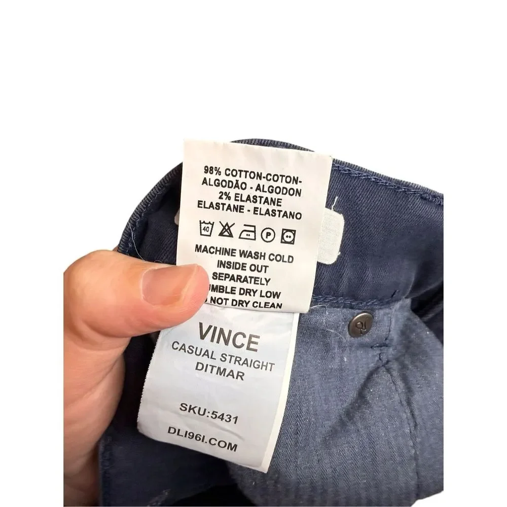 DL1961 Vince Casual Straight‎ Leg Jeans in Ditmar Size 36